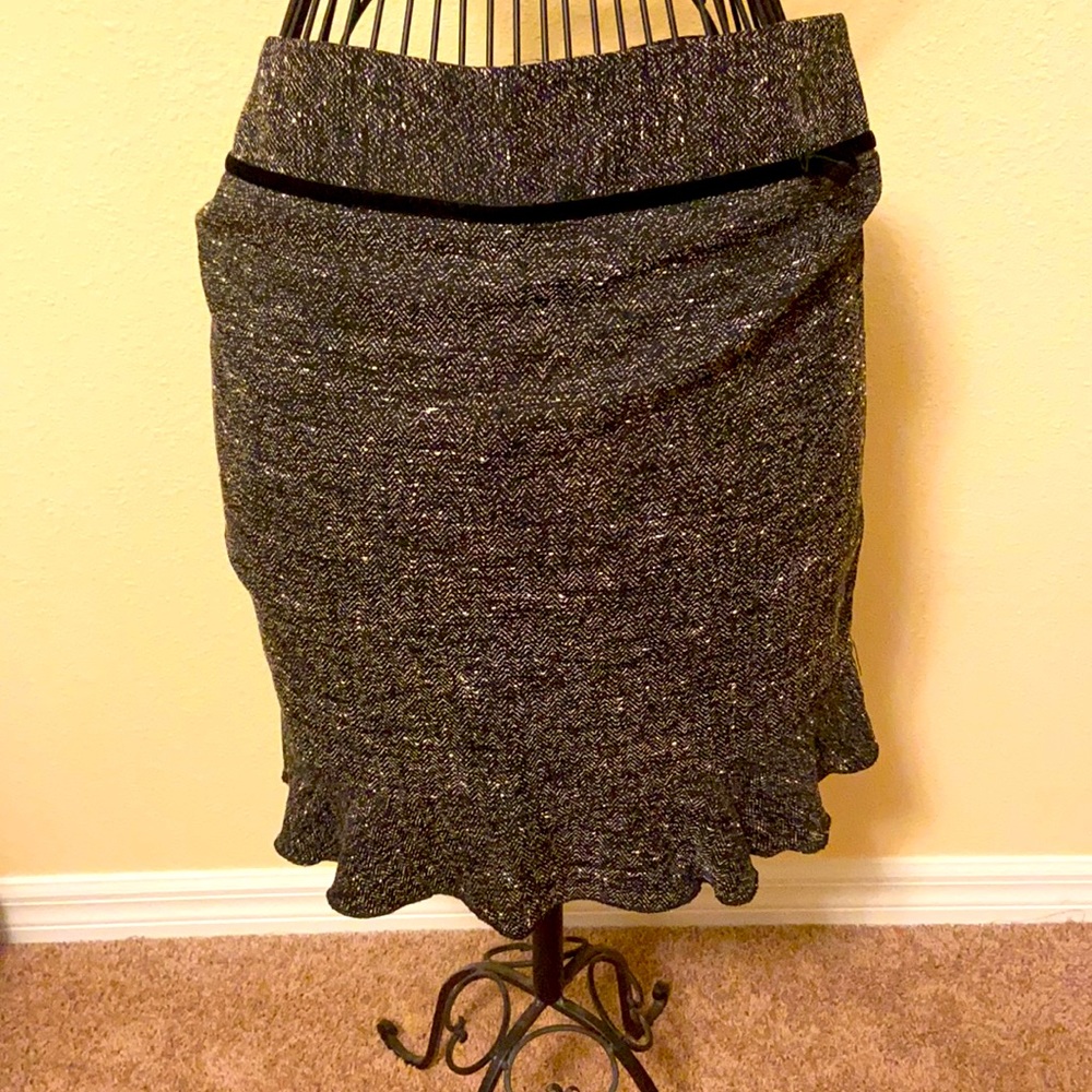 Fringed skirt size 13 black/white